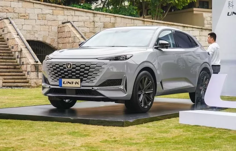 إطلاق شانجان UNI K 2023 - صورة 7