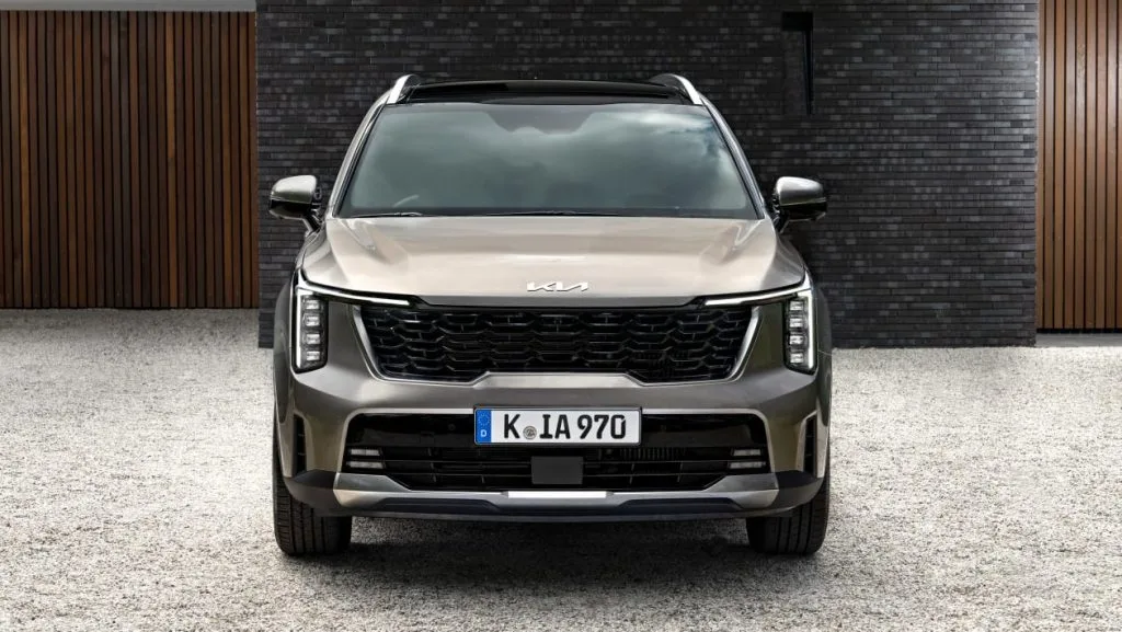 تعرف على مواصفات سيارة الـ SUV كيا سورينتو 2024 - صورة 4