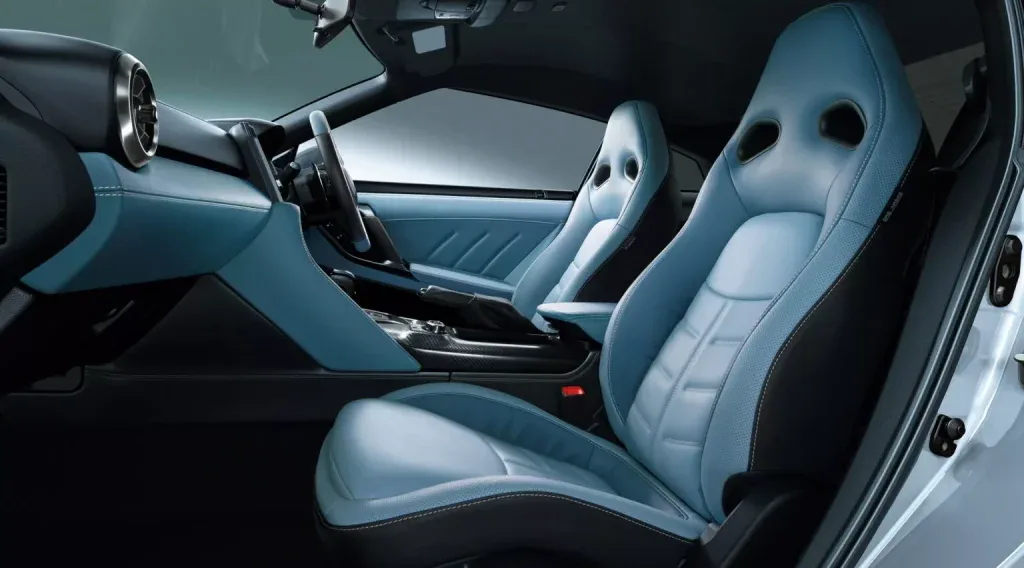 ظهور سيارة نيسان GT-R 2025 لأول مرة في اليابان