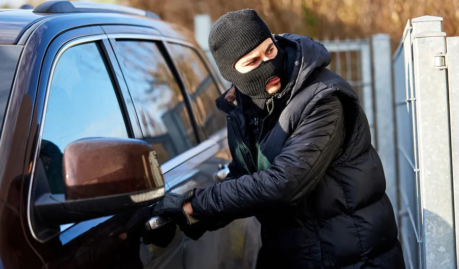 الشرطة الأمريكية تلقي القبض على 6 متهمين بسرقة 400 سيارة