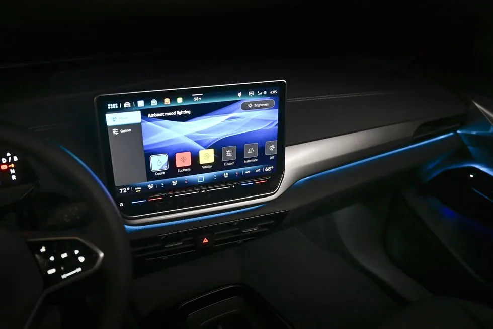 فئات سيارة فولكس فاجن ID.4 الكهربائية 2024 - صورة 6
