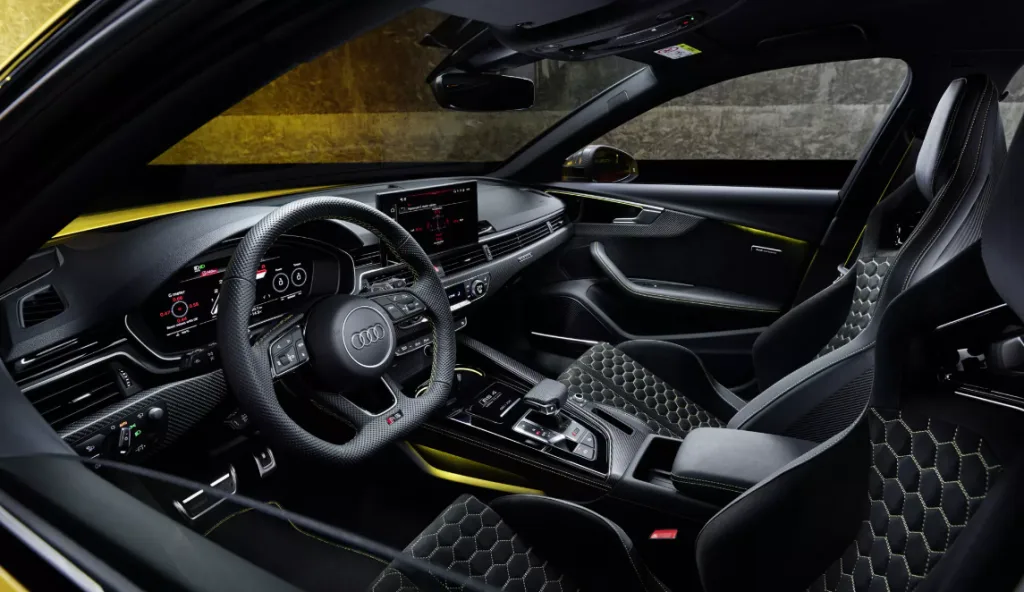 الكشف عن أودي RS4 Avant الجديدة كلياً - صورة 3