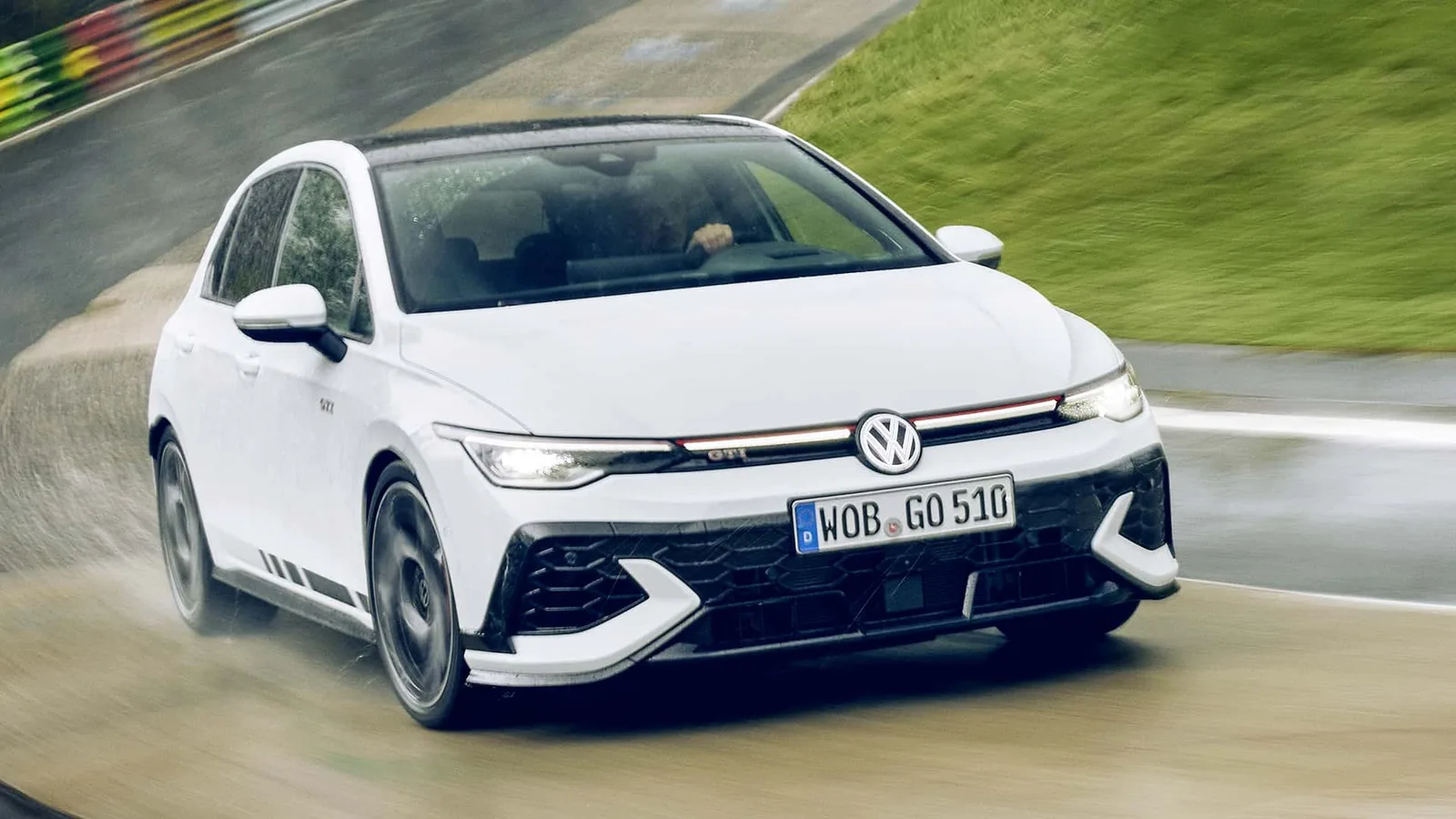 سيارة جولف GTI كلبسبورت 2025 تأتي بهذه القوة - صورة 2
