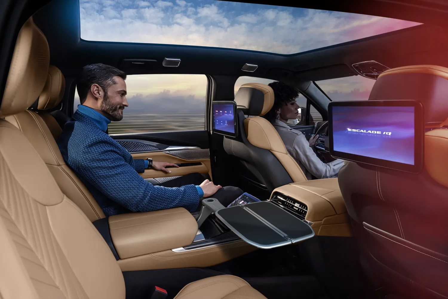 “كاديلاك تكشف عن إسكاليد IQ الكهربائية الكاملة لعام 2025” - صورة 2