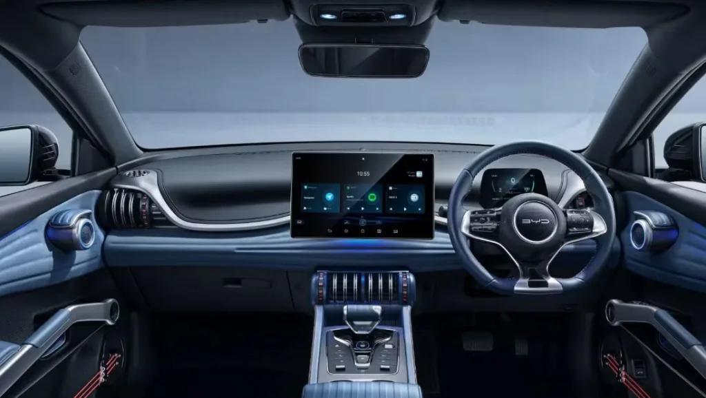 BYD أتو 3 EV موديل 2024 - صورة 3