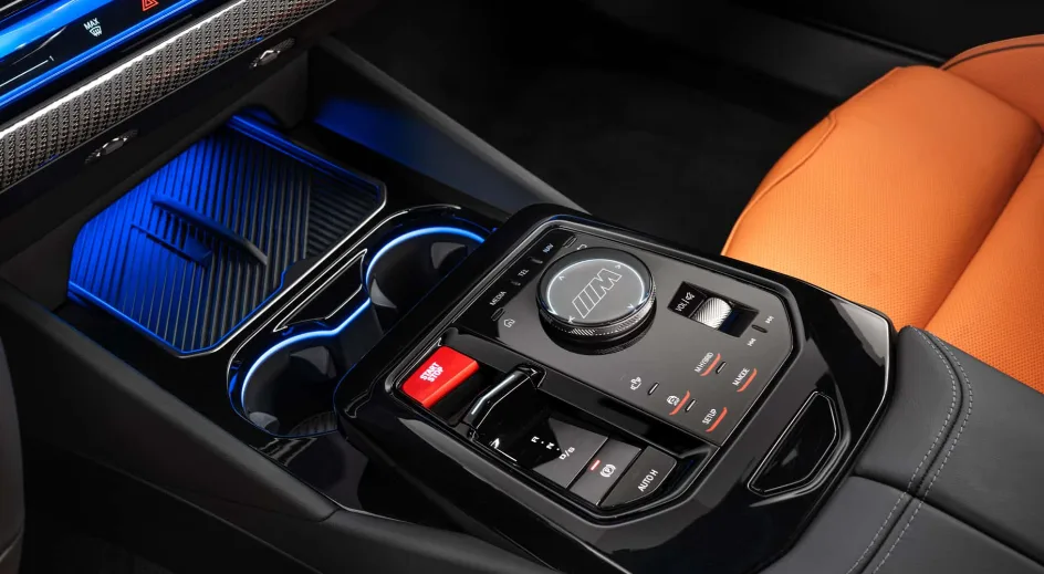 شركة BMW تكشف عن سيارتها الأسطورية الجديدة BMW M5 - صورة 4