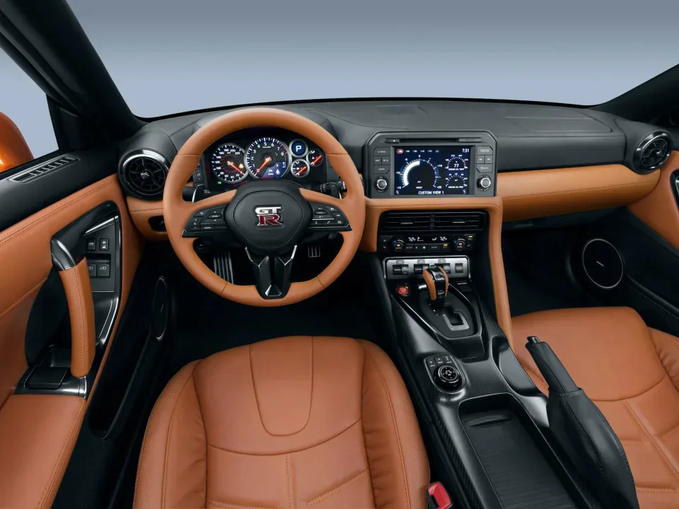 نيسان تكشف عن GT-R الجديدة كليا لمحبي القوة والسرعة