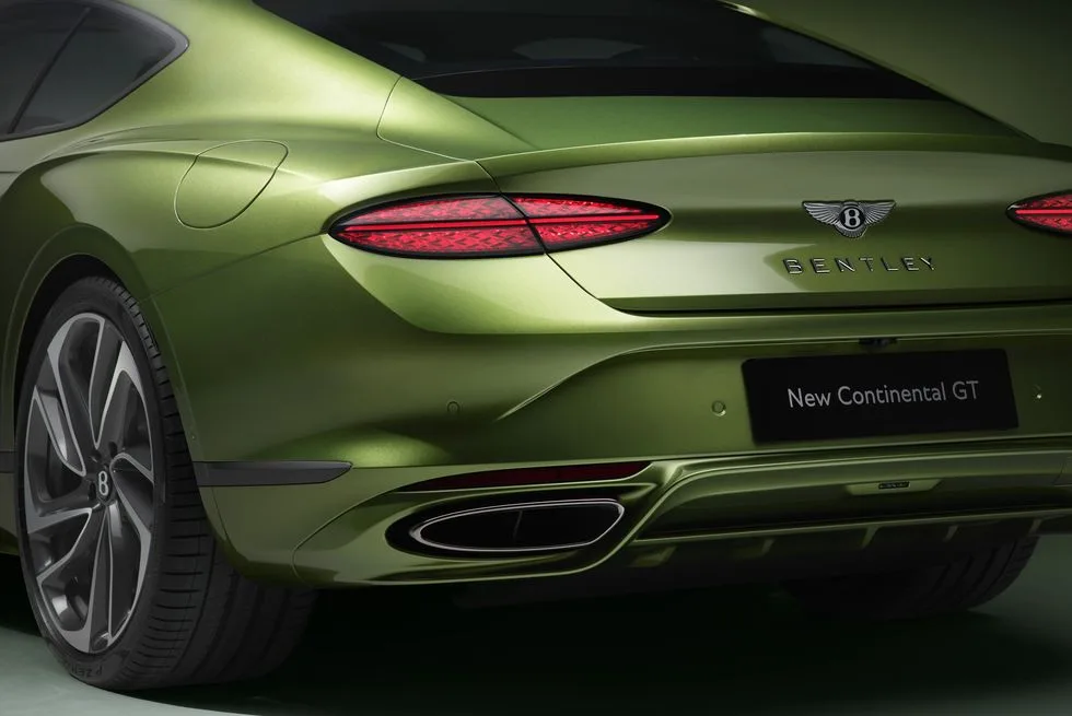 بنتلي Continental GT Speed​: وحش هجين بقوة 771 حصان - صورة 2