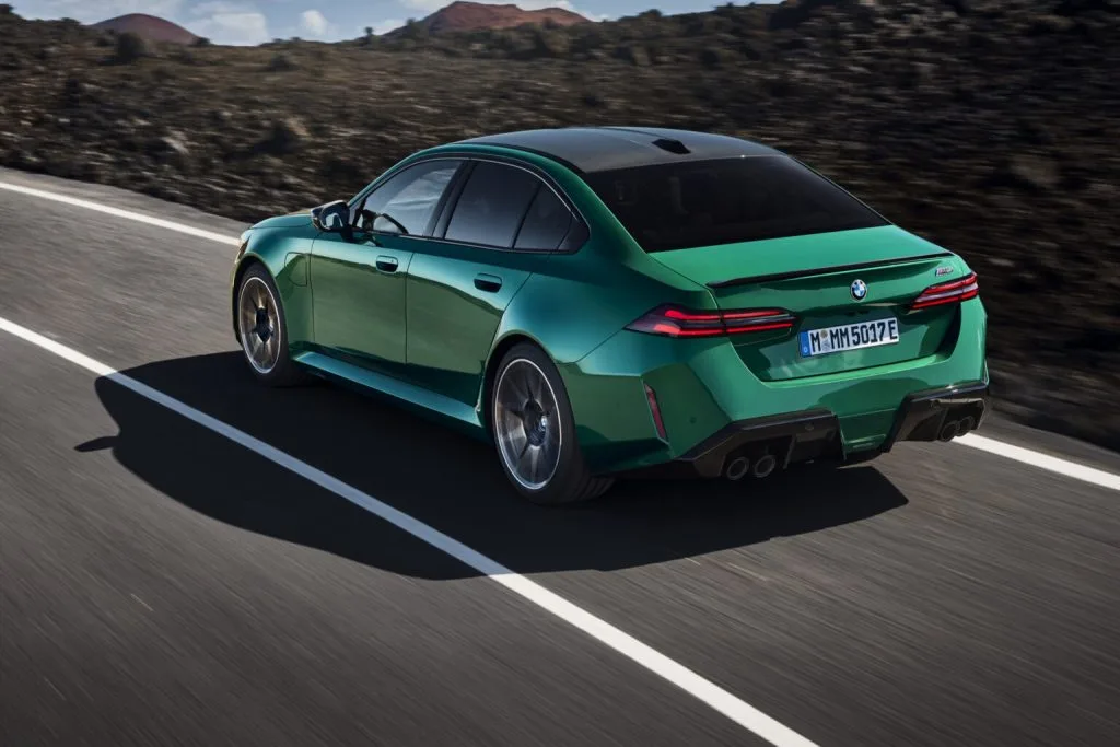 وأخيراً…الإعلان عن موعد طرح BMW M5 2025 - صورة 2