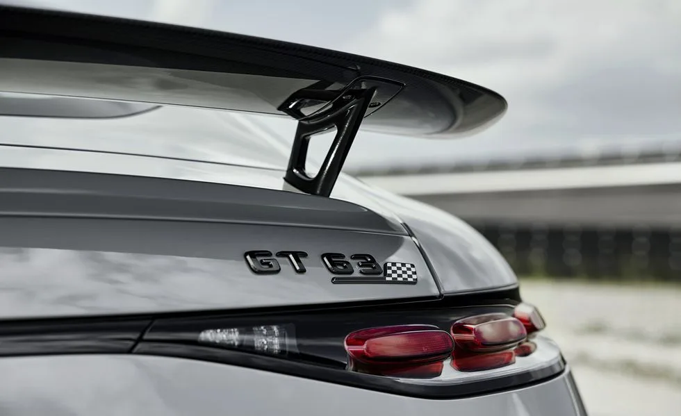 مرسيدس تستعرض قوتها بـ AMG GT 63 Pro 4Matic+ موديل 2025 - صورة 3