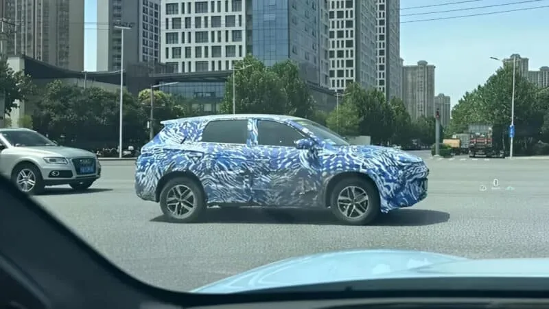 أحدث صور تجسسية لسيارة BYD Song L DM-i المحدث بمنصة الجيل الخامس الهجينة الجديدة