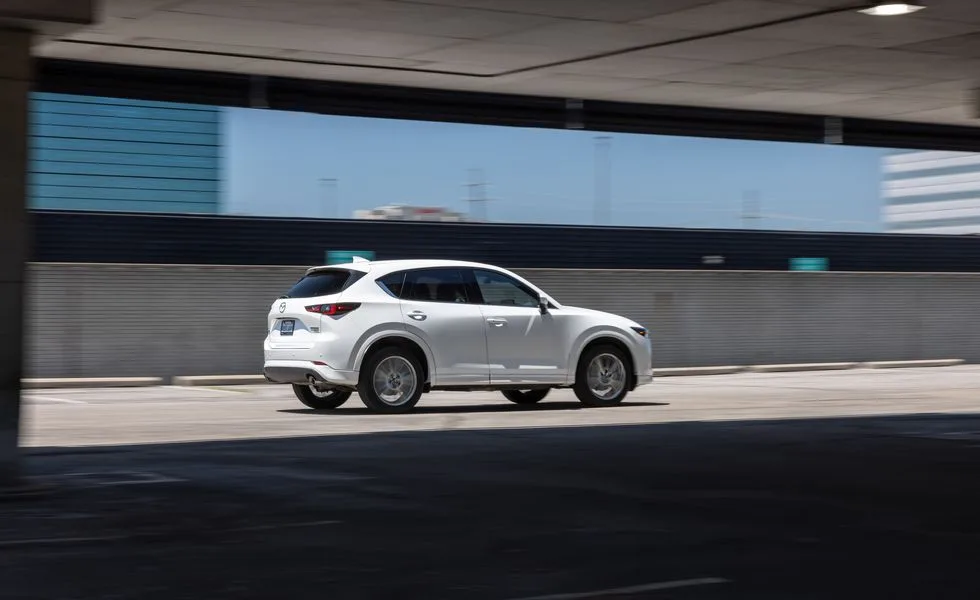 مازدا CX-5 2025 تعيد تقديم طراز 2.5 S الأساسي