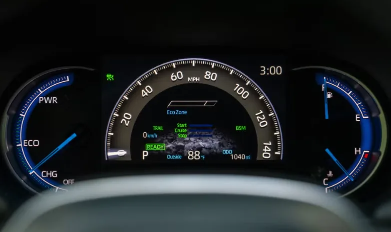 أسعار ومواصفات سيارة Toyota RAV4 - صورة 3