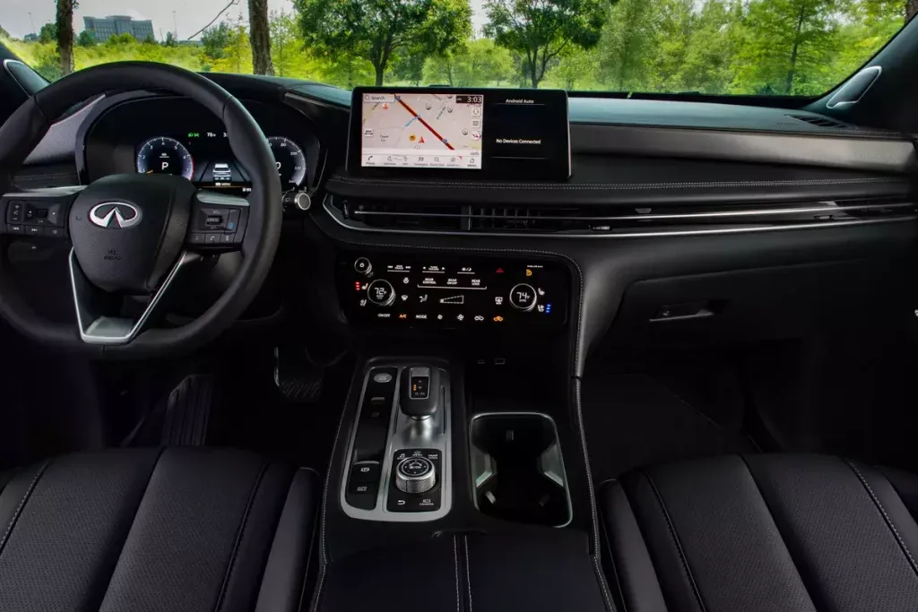 إنفينيتي QX60 موديل 2025 تحصل على محرك جديد وطابع عصري فريد - صورة 4