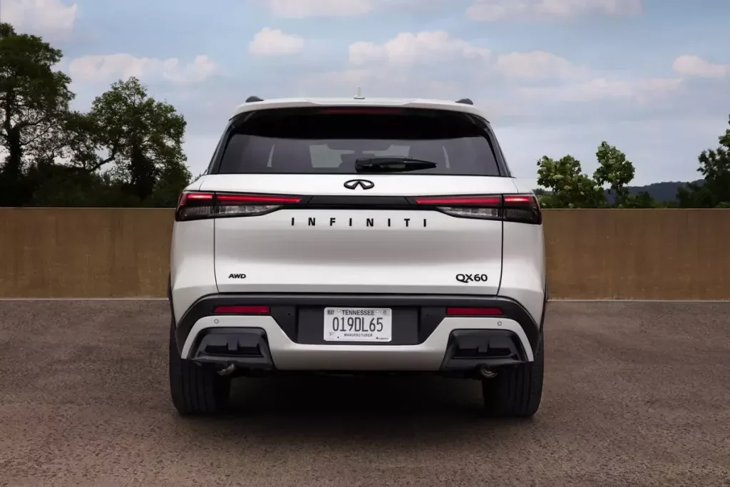 إنفينيتي QX60 موديل 2025 تحصل على محرك جديد وطابع عصري فريد - صورة 6