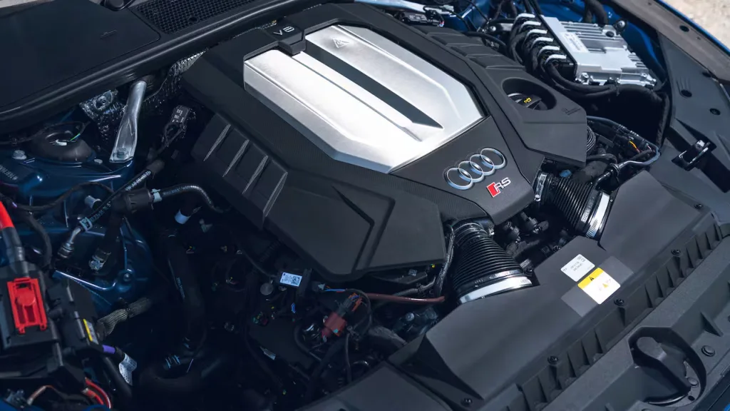 سيارة أودي RS7 2024 - صورة 3