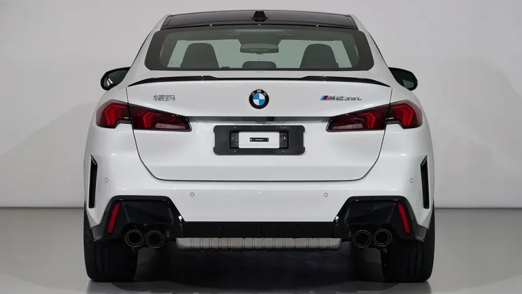 تسريب صور سيارة بي إم دبليو الفئة الثانية Gran Coupe الجديدة