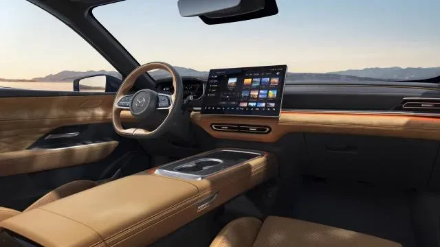 Mazda EZ-6 الكهربائية تنطلق عالمياً بتصميم متفرد وأداء فائق! - صورة 3