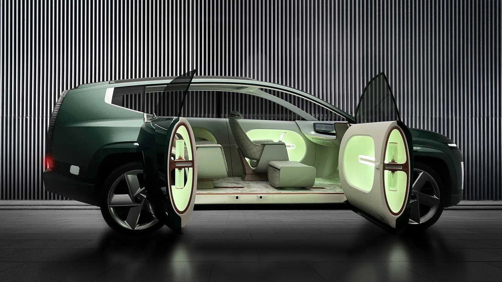 هيونداي أيونيك 9 SUV بثلاثة صفوف من المقاعد - صورة 3