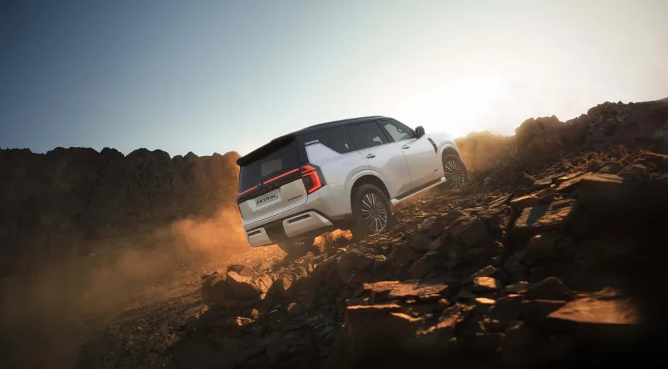 نيسان باترول 2024 القوة والأداء الجديد في سيارة SUV الكبيرة - صورة 8