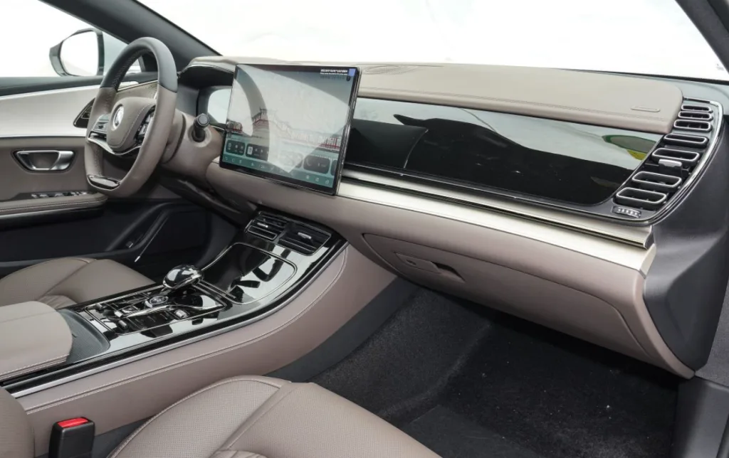 BYD تكشف عن تحديثات جديدة لسيارة BYD Han - صورة 2