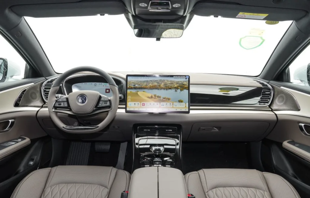 BYD تكشف عن تحديثات جديدة لسيارة BYD Han - صورة 3