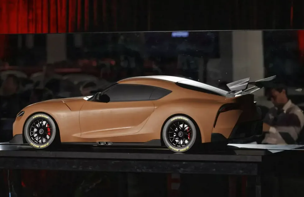 تويوتا تكشف عن سوبرا جديدة بمحرك V8 لدخول بطولة Supercars في 2026