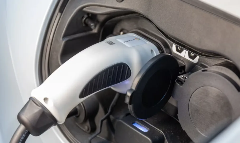 شيري تطلق سيارات هجينة قابلة للشحن لتنافس تويوتا في السوق الأسترالية - صورة 3