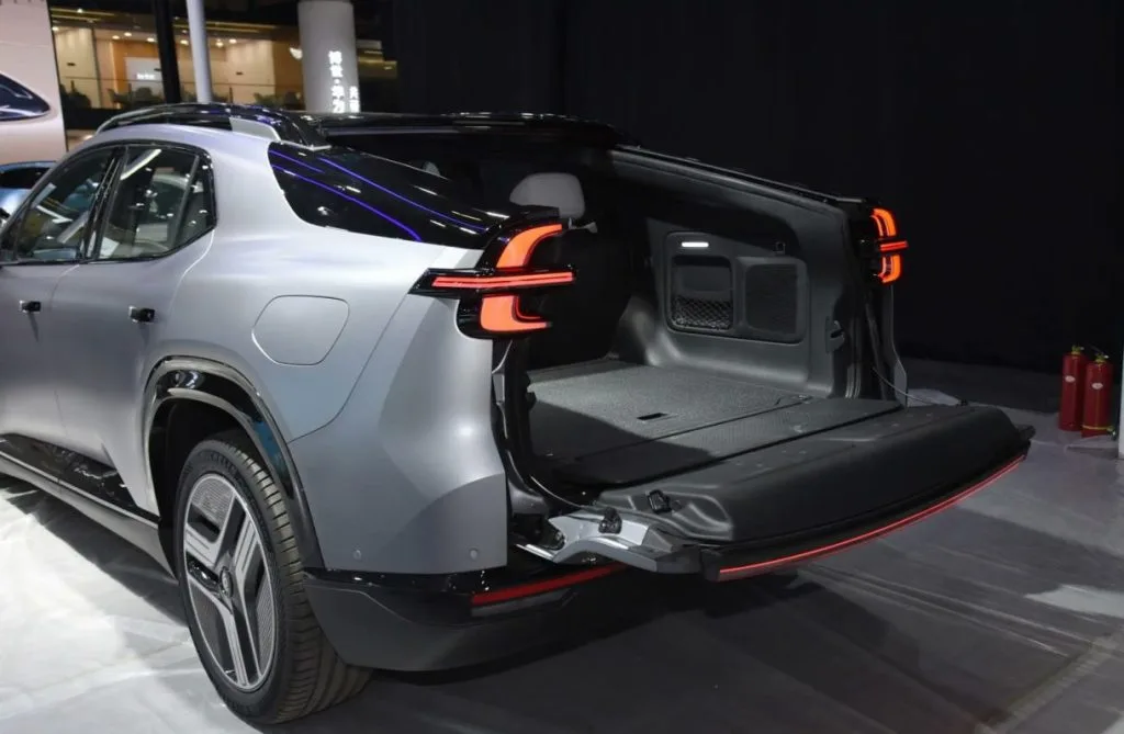 شانجان نيفو E07: إطلاق سيارة الـ SUV المتعددة الاستخدامات في الصين - صورة 2