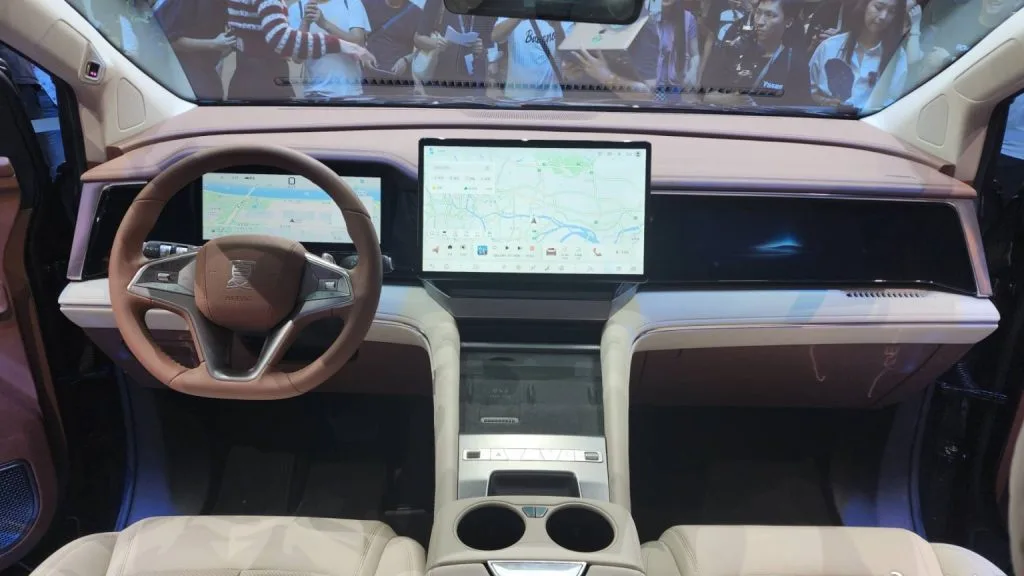 شركة BYD تكشف عن التصميم الداخلي لميني فان Xia الجديدة - صورة 2
