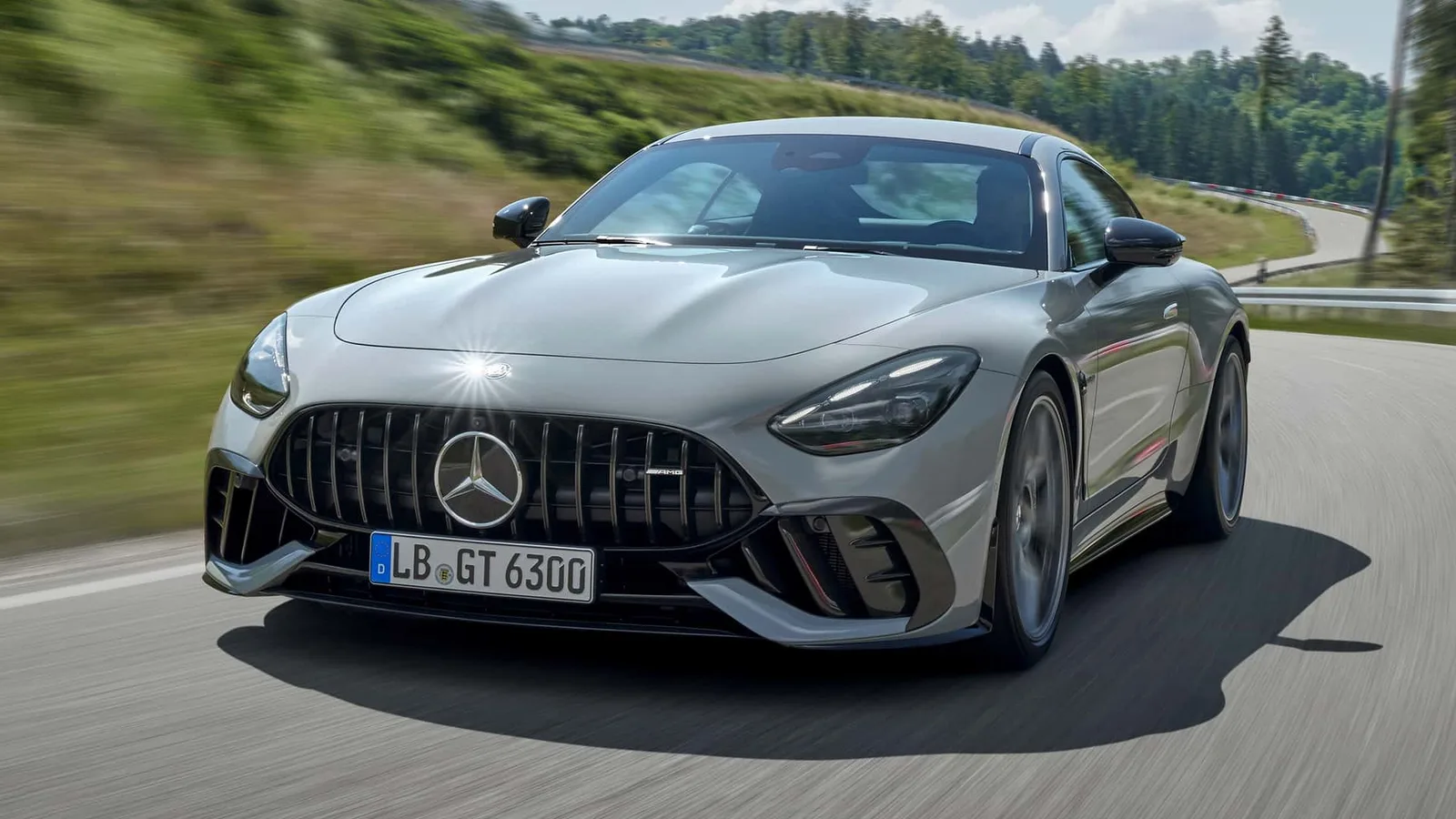 مراجعة سيارة مرسيدس AMG GT63 كوبيه 2024