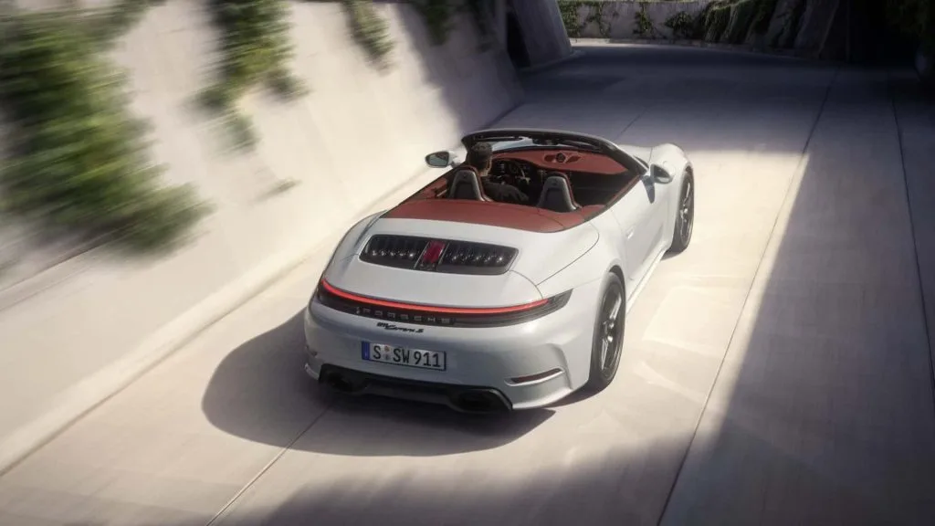 بورش 911 كاريرا اس 2025 تتخلى عن القير العادي - صورة 2