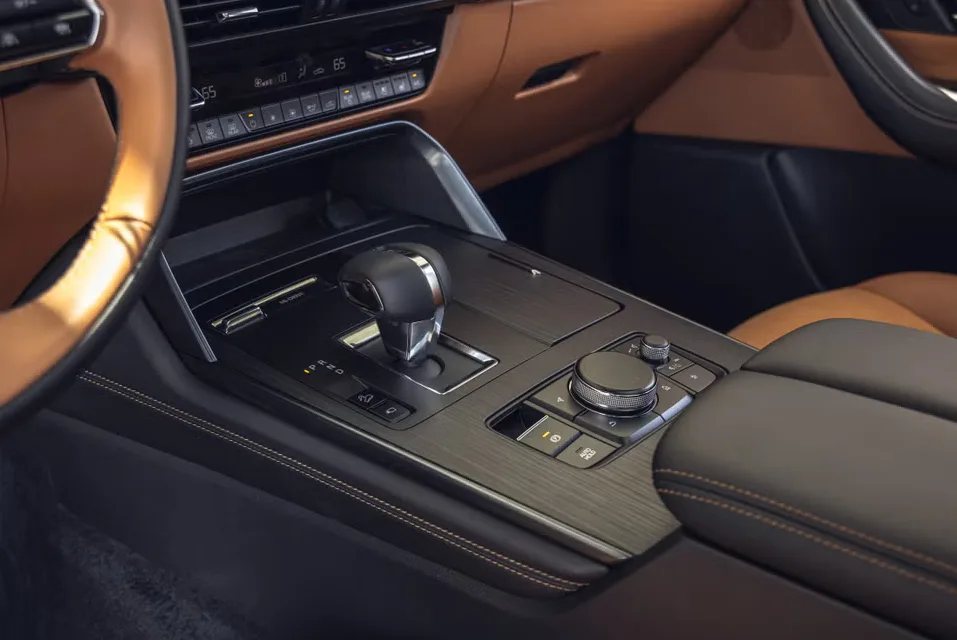مواصفات سيارة Mazda CX-90 2025: أداء متطور وتجربة قيادة فاخرة - صورة 5