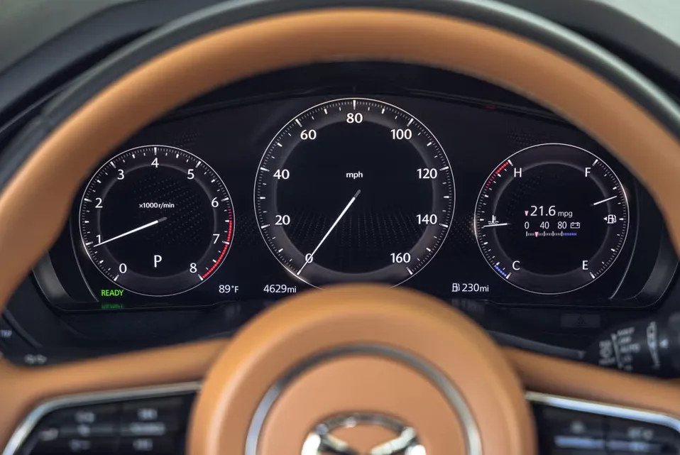مواصفات سيارة Mazda CX-90 2025: أداء متطور وتجربة قيادة فاخرة - صورة 6