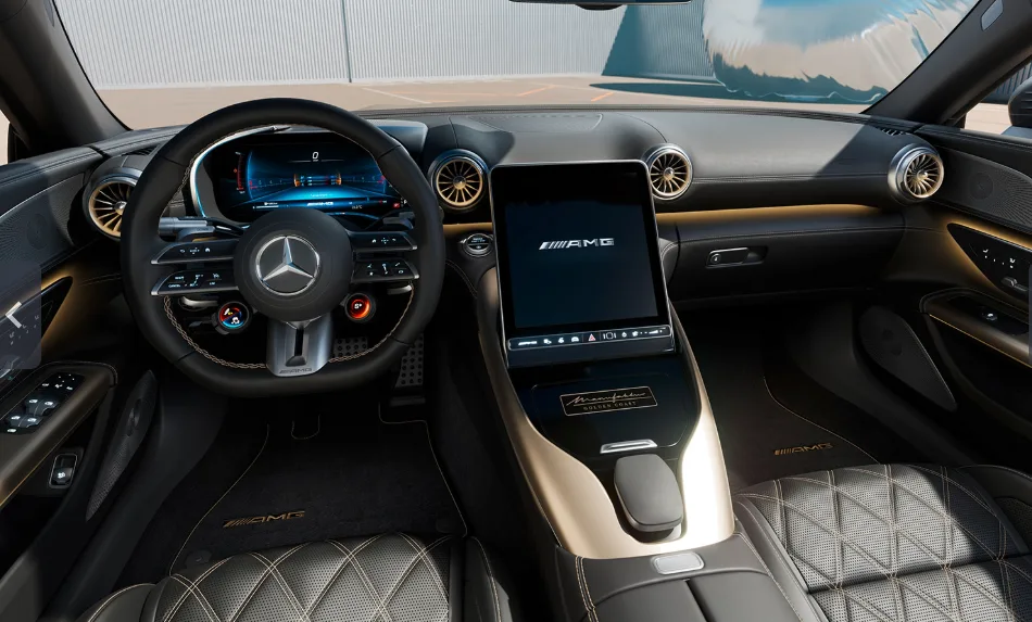 مرسيدس-آي إم جي تكشف عن نسخة محدودة من SL 63 Manufaktur Golden Coast 2025