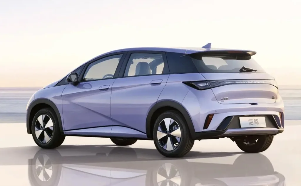 إطلاق BYD Dolphin الجديدة في الصين مع نظام God’s Eye ADAS