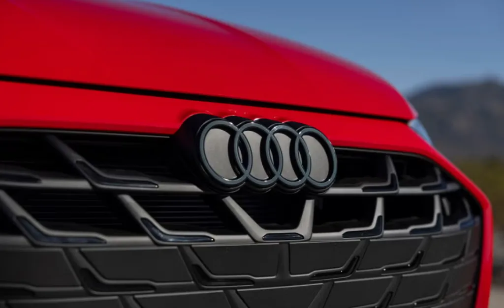 مميزات ومواصفات سيارة أودي S3 2025 - صورة 4