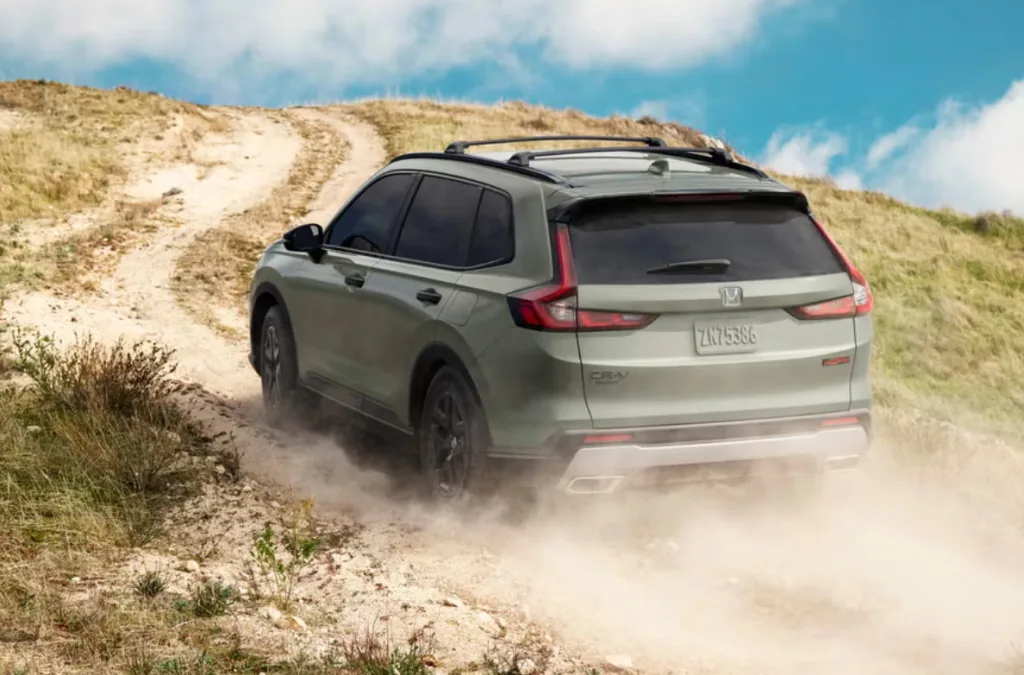 هوندا CR-V TrailSport 2026: إصدار هايبرد بلمسة المغامرة وتقنيات متطورة - صورة 2