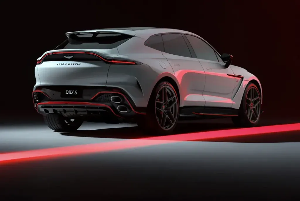 أستون مارتن DBX S 2025: معيار جديد لقوة وفخامة سيارات SUV - صورة 2