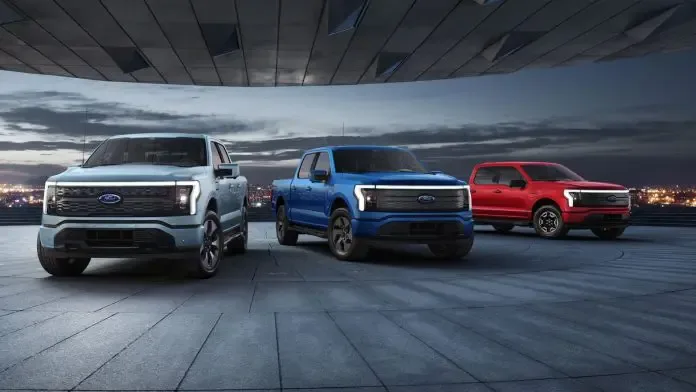فورد تسترجع 29,500 مركبة من طراز F-150 لايتنينج بسبب عطل في نظام التعليق