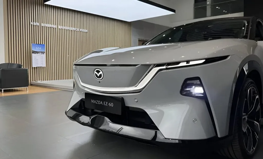 نظرة شاملة على مواصفات Mazda EZ-60 الكهربائية