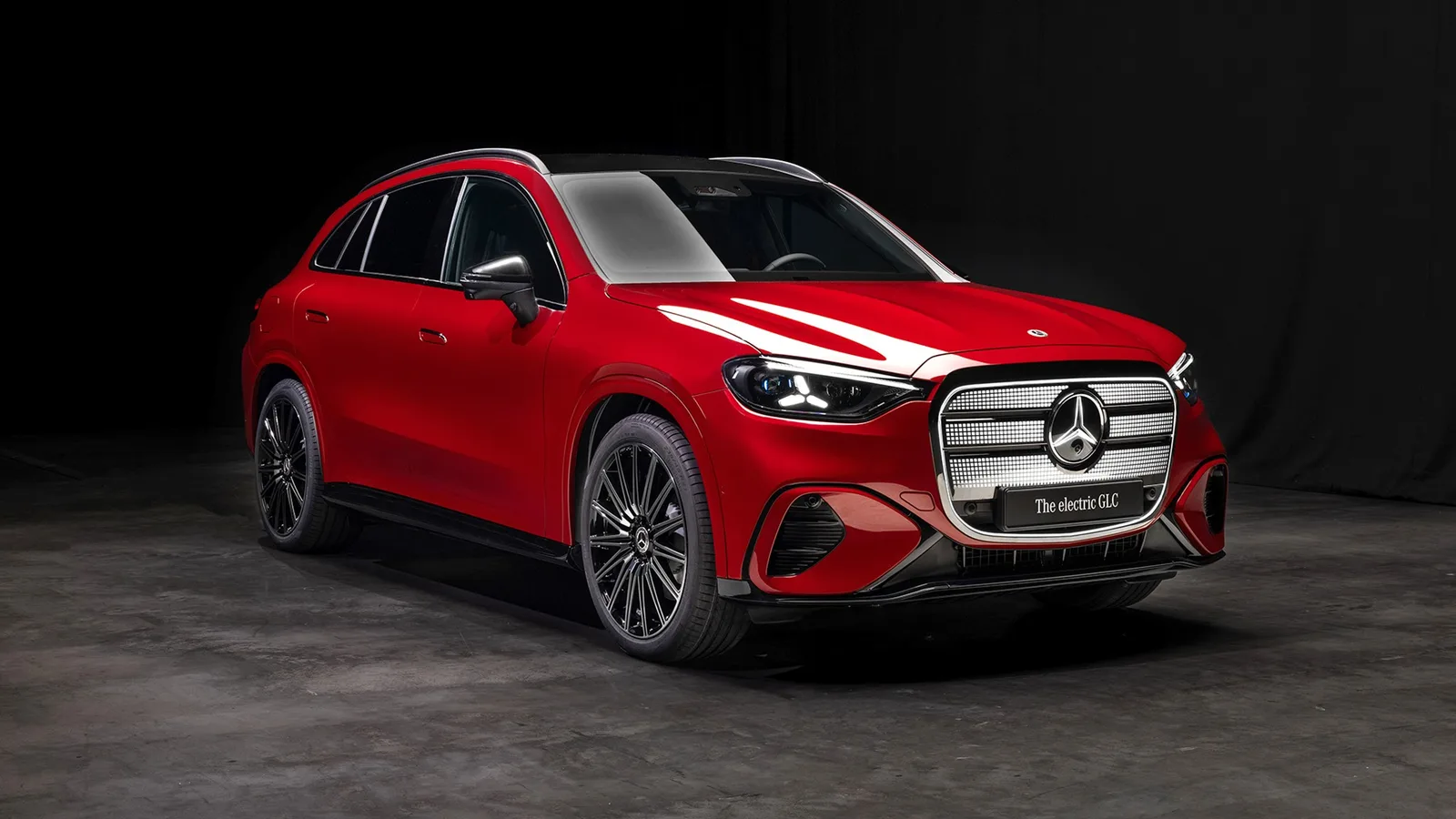 مرسيدس تكشف عن طراز GLC الكهربائي الجديد لعام 2027
