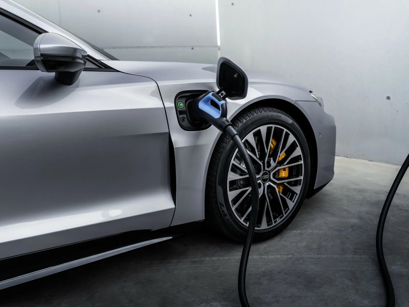 رسمياً: أودي تُلغي مشروع RS6 e-tron الكهربائي