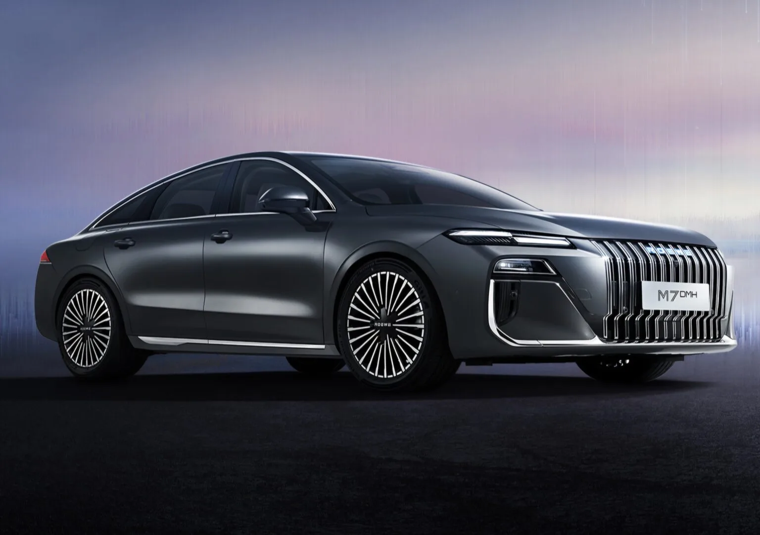 Roewe M7 PHEV: مدى قيادة مذهل يصل إلى 2,050 كم بسعر أقل