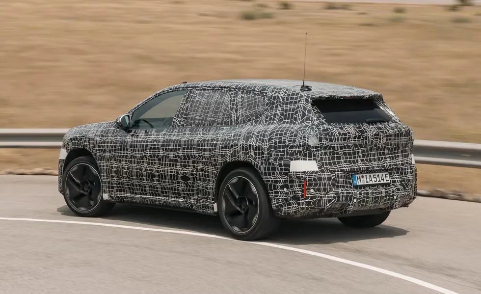 بي إم دبليو iX3 2026: الـSUV الكهربائية الفاخرة التي تترقبها الأسواق