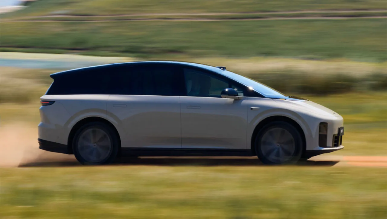 Li Auto تُعيد إطلاق i8 الكهربائية
