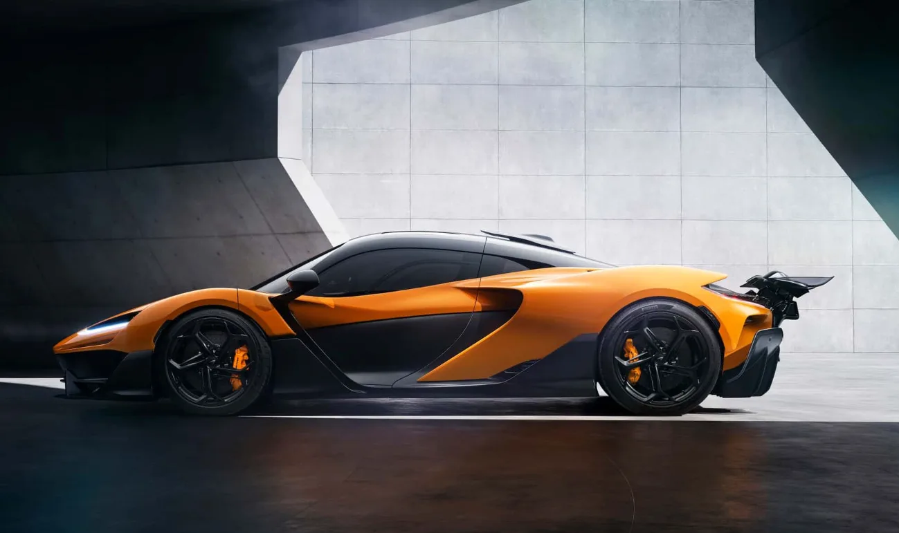 مواصفات ماكلارين 2025 W1