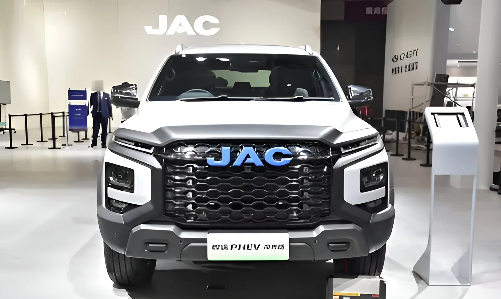 جاك موتورز تطلق Hunter PHEV في معرض Greater Bay