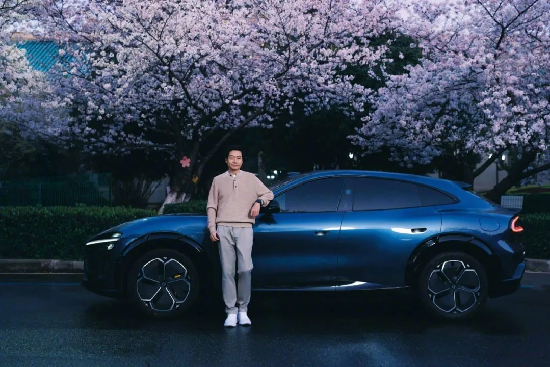 شاومي تكشف عن YU7: SUV كهربائية فاخرة بتقنية عرض ثورية