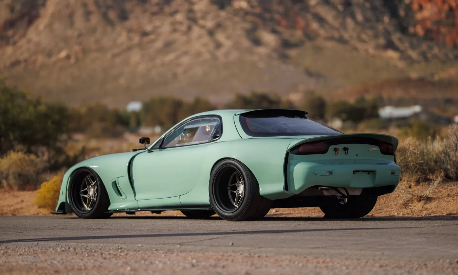 مازدا RX-7 تُبعث من جديد بمحرك V12 خارق من باجاني